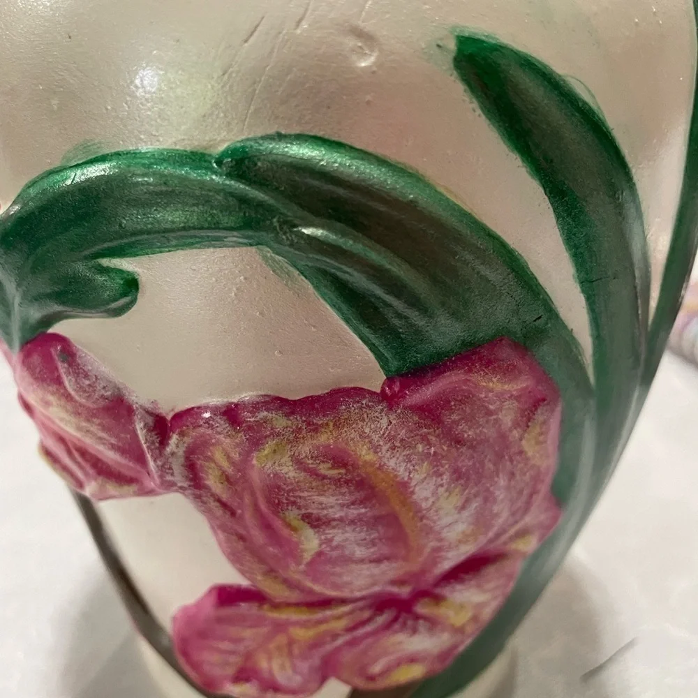 Decorative Ceramic Iris Vase with gold accents 7” tall 12” bottom 13 1/4 top